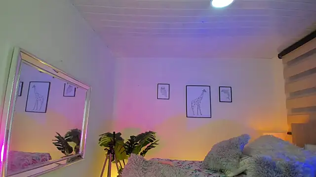 LusyKitty online show from 09-08-25, 02:27