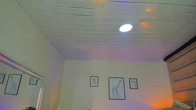 LusyKitty online show from 09-29-25, 03:06