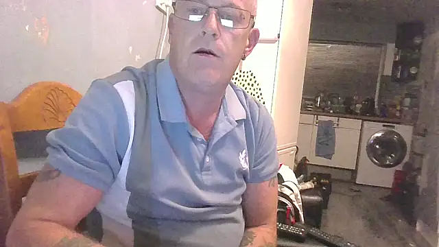 Snapshot of hefin18 chatting on 02-19-25, 09:47 hefin18 online show from 02-19-25, 09:47