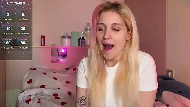  Annabel Myr  online show from 10-08-25, 11:41