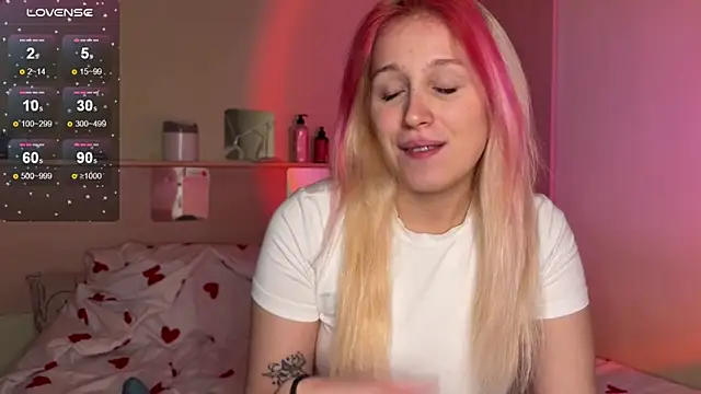  Annabel Myr  online show from 11-23-25, 11:10