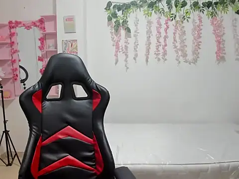 Liana hot12 online show from 10-15-25, 01:33