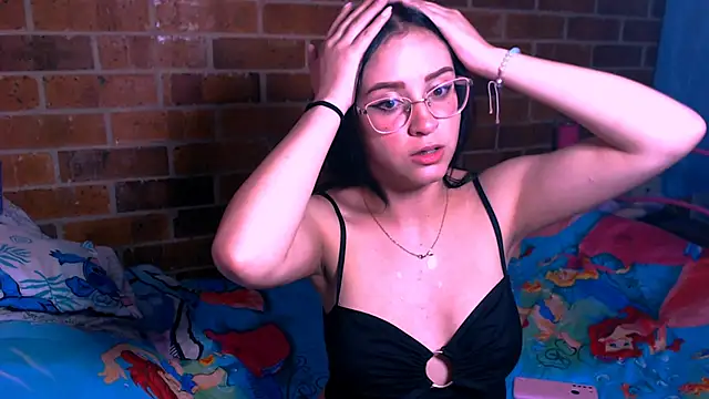 Snapshot of danaiisabella chatting on 10-24-25, 05:37 danaiisabella online show from 10-24-25, 05:37