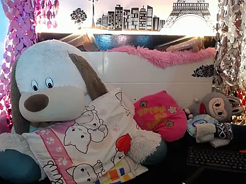 Nicol V online show from 09-26-25, 04:16