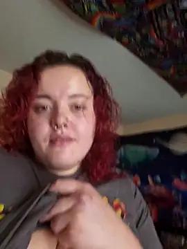 Snapshot of nuttiebuddy1 chatting on 09-13-25, 05:02 nuttiebuddy1 online show from 09-13-25, 05:02