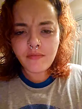 Snapshot of nuttiebuddy1 chatting on 09-28-25, 01:44 nuttiebuddy1 online show from 09-28-25, 01:44