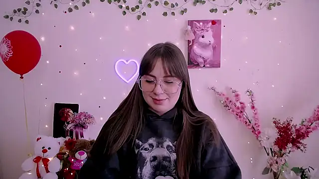 Amanda Bright  online show from 04-06-26, 11:00