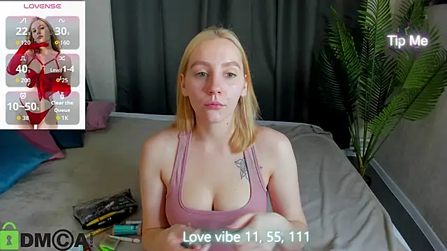 Anna Chelsea online show from 11-19-25, 01:05