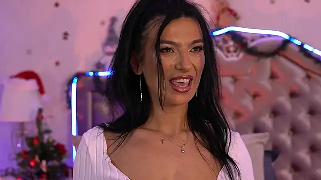 KinkyAmelie online show from 12-15-25, 06:01