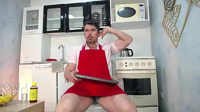 Snapshot of JuanKFit_45 chatting on 11-14-25, 01:43 JuanKFit 45 online show from 11-14-25, 01:43