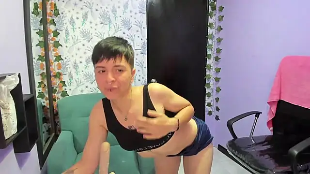  Hannah Hot online show from 10-18-25, 02:03