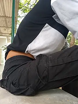 OmeningFurorji online show from 10-20-25, 05:52