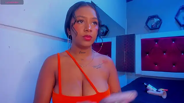 IsauraMontiel online show from 11-29-25, 08:45