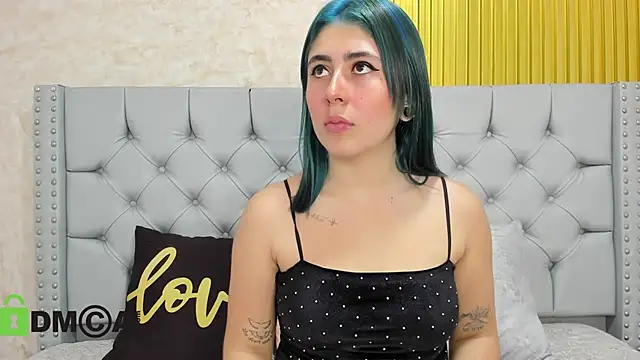 Snapshot of Skarlet_04 chatting on 11-10-25, 05:12 Skarlet 04 online show from 11-10-25, 05:12