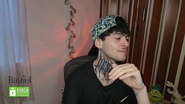 Mihail leroy online show from 10-14-25, 10:43