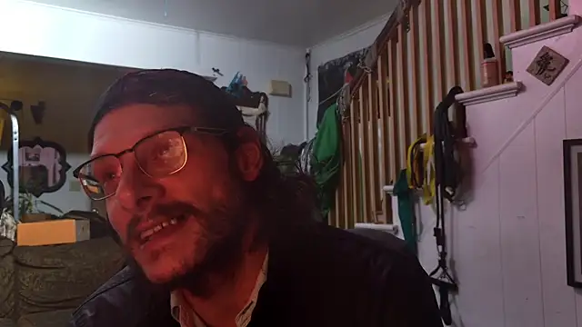 MasterDaddyCool online show from 11-26-25, 04:35