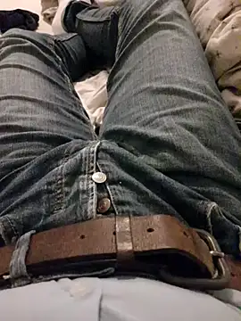 Snapshot of GentlemanMoney_ chatting on 10-21-25, 11:00 GentlemanMoney online show from 10-21-25, 11:00