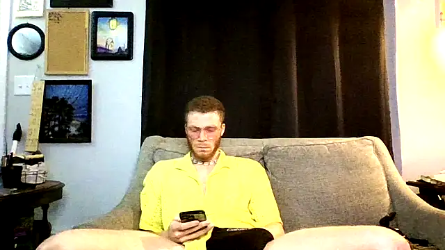 Snapshot of jinjasnack chatting on 10-10-25, 06:01 jinjasnack online show from 10-10-25, 06:01
