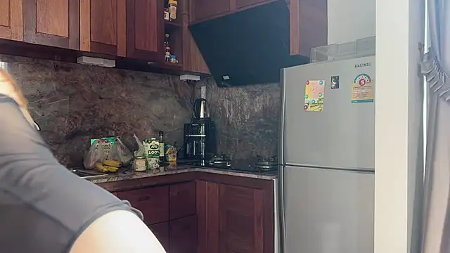 Snapshot of Stellamarbella chatting on 10-25-25, 04:53 Stellamarbella online show from 10-25-25, 04:53