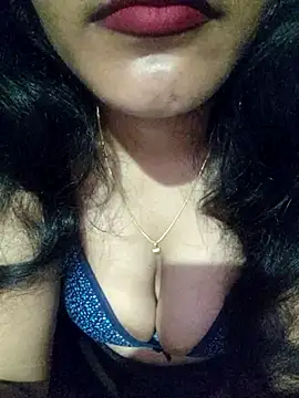 Snapshot of ammu_tlugu chatting on 09-10-25, 10:10 ammu tlugu online show from 09-10-25, 10:10