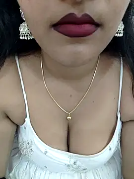 Snapshot of ammu_tlugu chatting on 09-19-25, 05:24 ammu tlugu online show from 09-19-25, 05:24