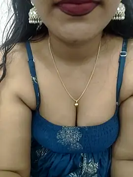Snapshot of ammu_tlugu chatting on 09-24-25, 05:00 ammu tlugu online show from 09-24-25, 05:00