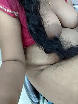 Snapshot of ammu_tlugu chatting on 10-10-25, 04:22 ammu tlugu online show from 10-10-25, 04:22