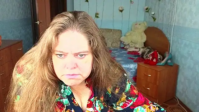 Audrey Aura online show from 10-30-25, 05:09