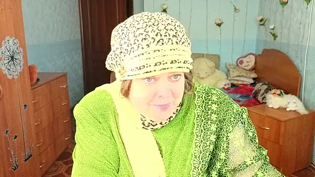 Audrey Aura online show from 11-01-25, 05:53