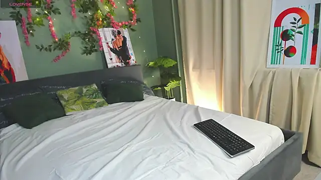 Lisbeth  Salander online show from 01-15-26, 02:38