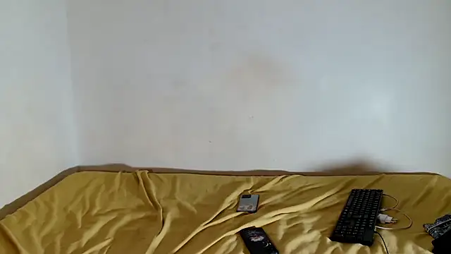 Darkcandyyx online show from 11-13-25, 06:29