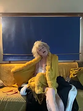 ladyboatlady online show from 10-31-25, 07:31