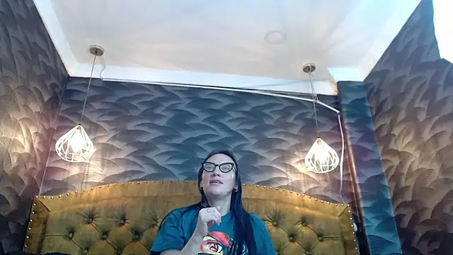 AvaNahomix online show from 11-04-25, 12:10