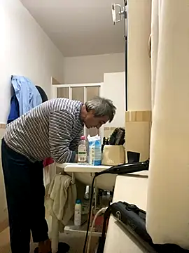 sasatimido online show from 11-24-25, 05:18