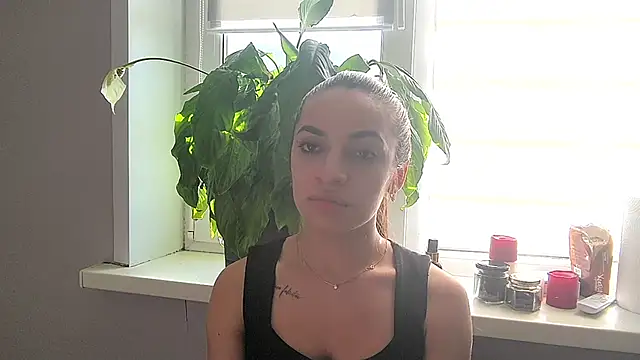 ElwineBooton online show from 04-07-26, 10:05