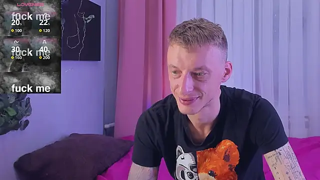Snapshot of InkedJames chatting on 10-02-25, 03:19 InkedJames online show from 10-02-25, 03:19