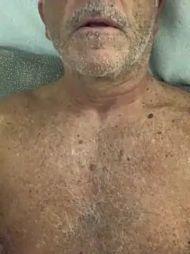 Snapshot of MARCO_NI chatting on 10-19-25, 09:15 MARCO NI online show from 10-19-25, 09:15