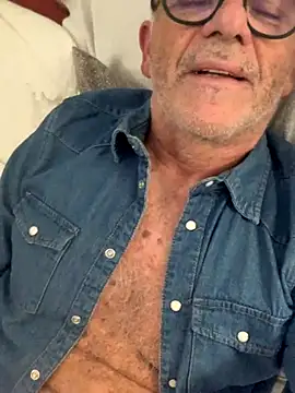 Snapshot of MARCO_NI chatting on 11-06-25, 09:59 MARCO NI online show from 11-06-25, 09:59