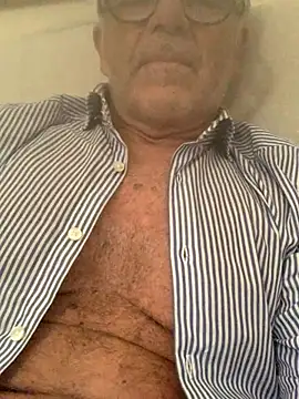 Snapshot of MARCO_NI chatting on 11-30-25, 09:52 MARCO NI online show from 11-30-25, 09:52