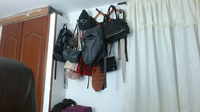 BriggiteSkyAngels online show from 11-10-25, 08:46