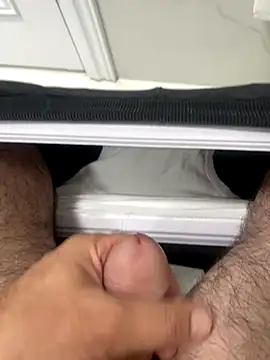 Heros2000 online show from 10-25-25, 07:38