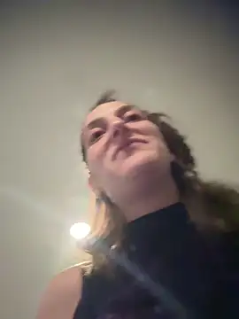 MrsSizzle online show from 10-19-25, 08:15