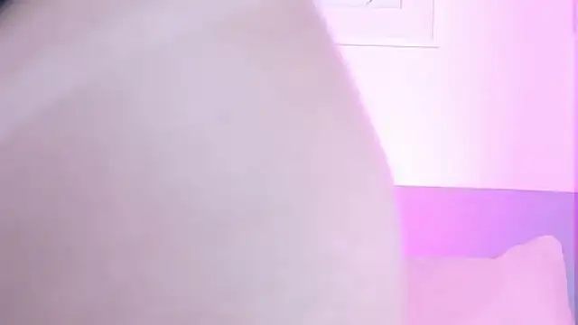 cutepetitee online show from 02-27-26, 07:25