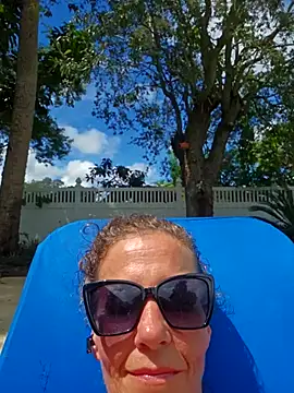 PhynneNicole online show from 09-10-25, 06:30