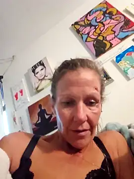 PhynneNicole online show from 11-08-25, 10:08