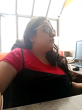 Vanesitacooper online show from 11-09-25, 03:54