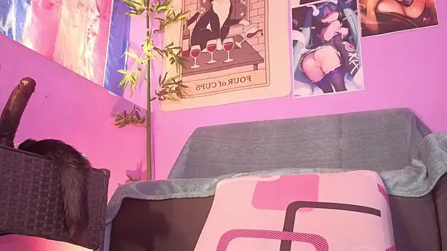 Gaia Gatex online show from 10-20-25, 01:00