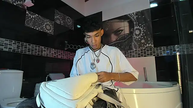 Lucass Blaze online show from 09-24-25, 10:02