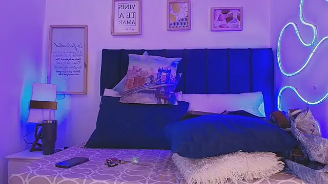 Lucass Blaze online show from 11-18-25, 09:52