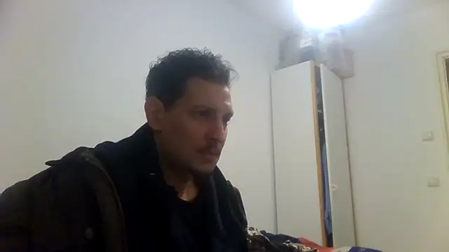 Snapshot of ARTANIS20 chatting on 10-30-25, 04:47 ARTANIS20 online show from 10-30-25, 04:47